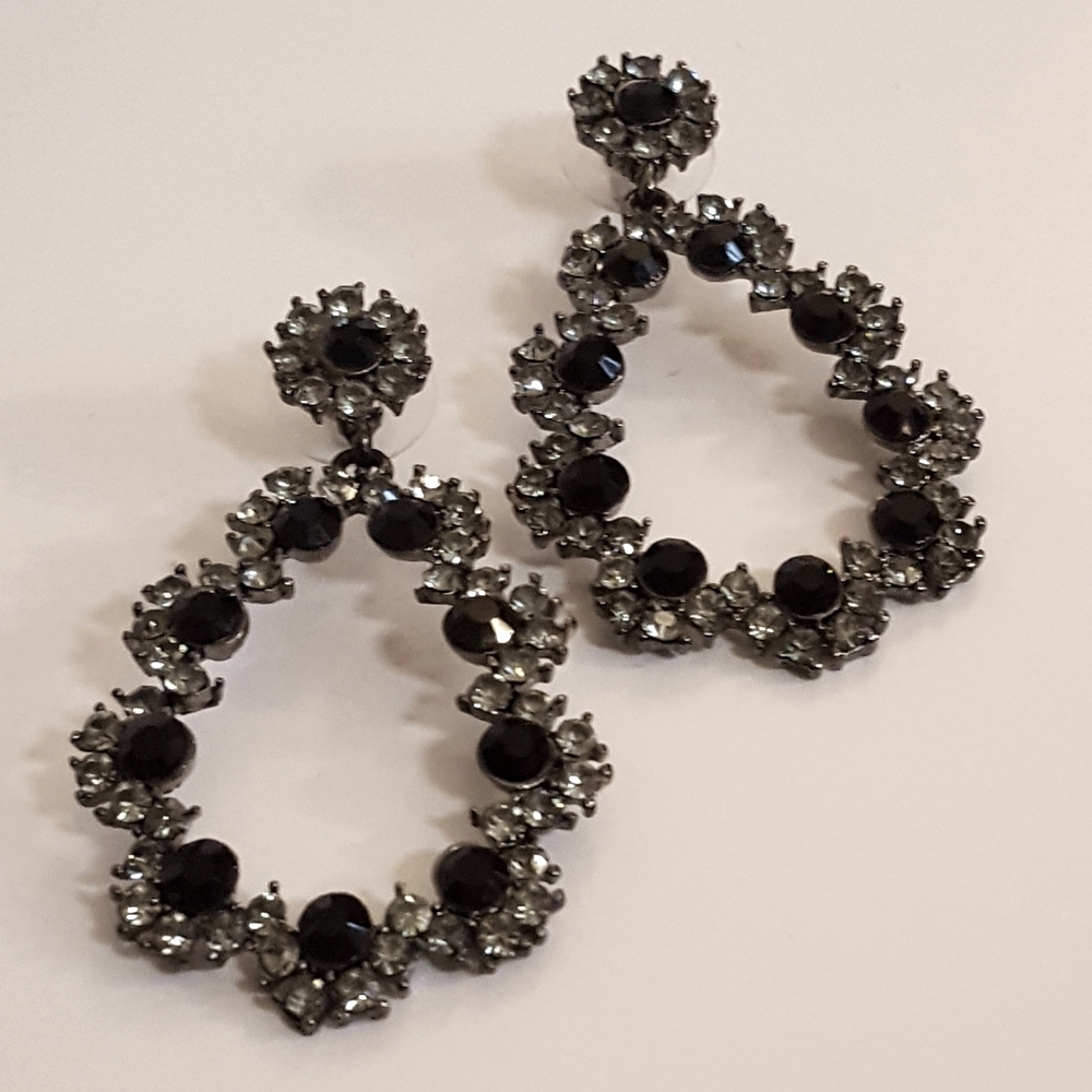 Tear drop earrings